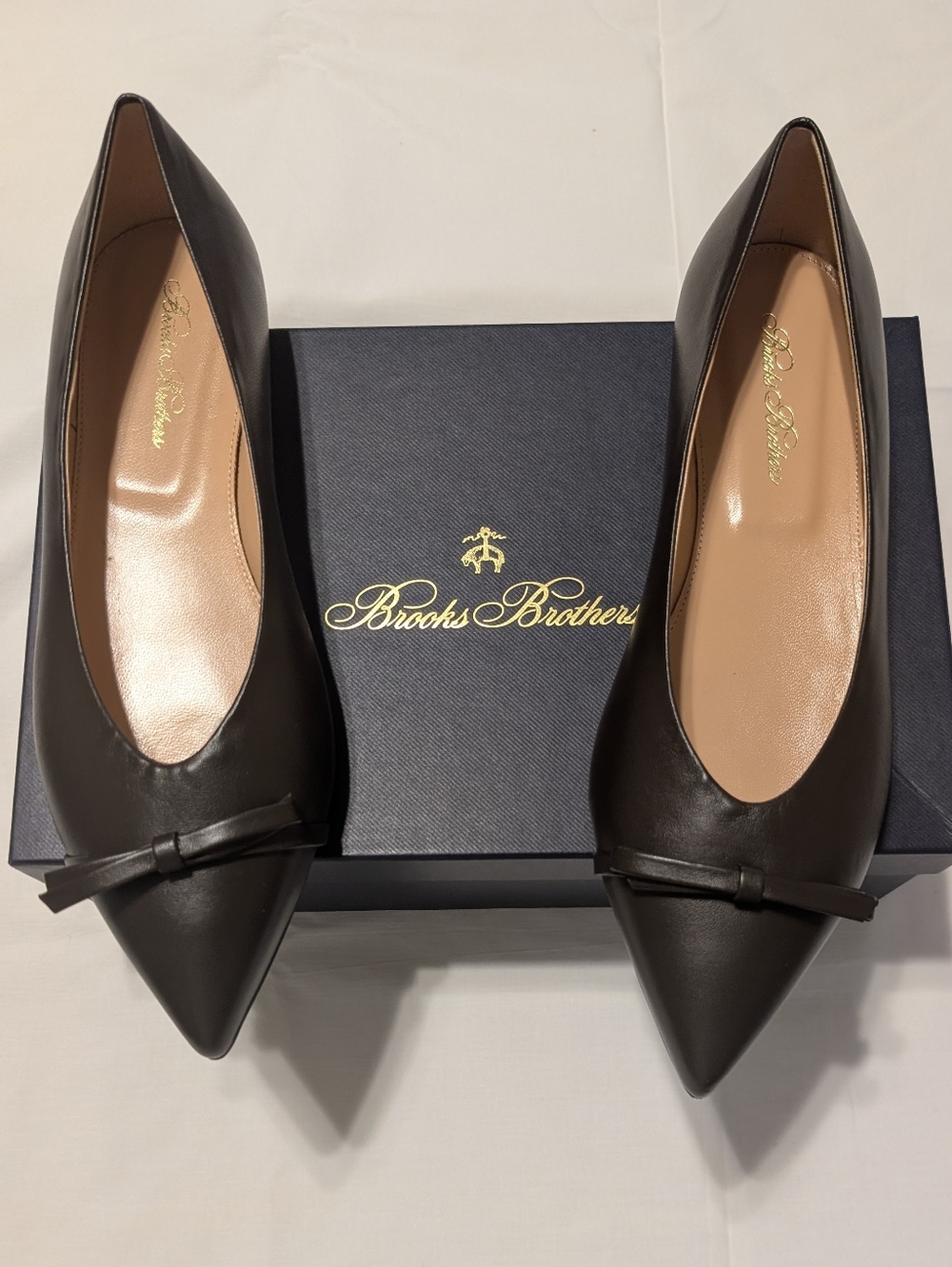 Brooks Brothers Brown Leather Pointed-Toe Flats with Mini Bow NIB